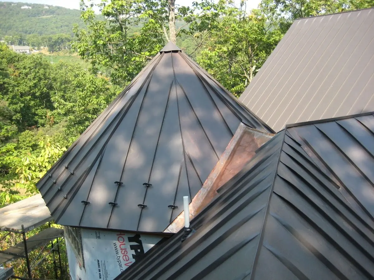 Professional Roof Tarp Installation by Craftsman Roofing in Fernwood